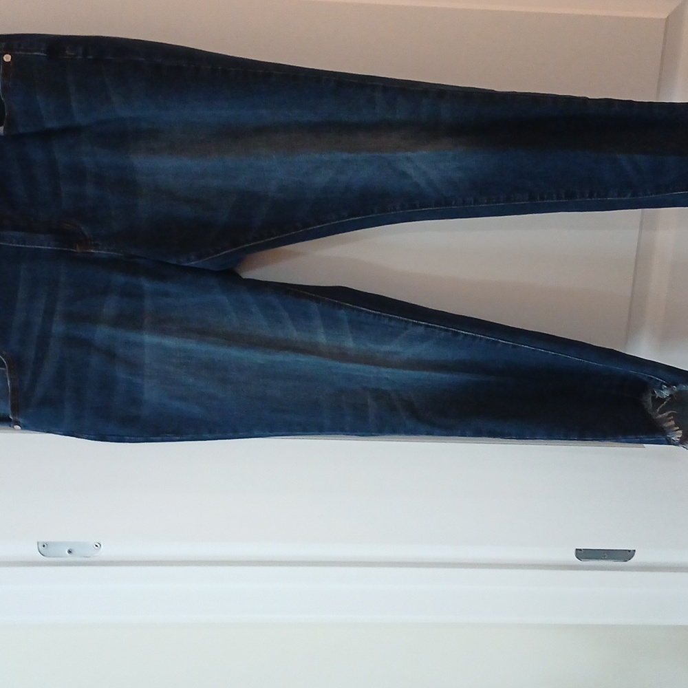 Womens blue jeans
